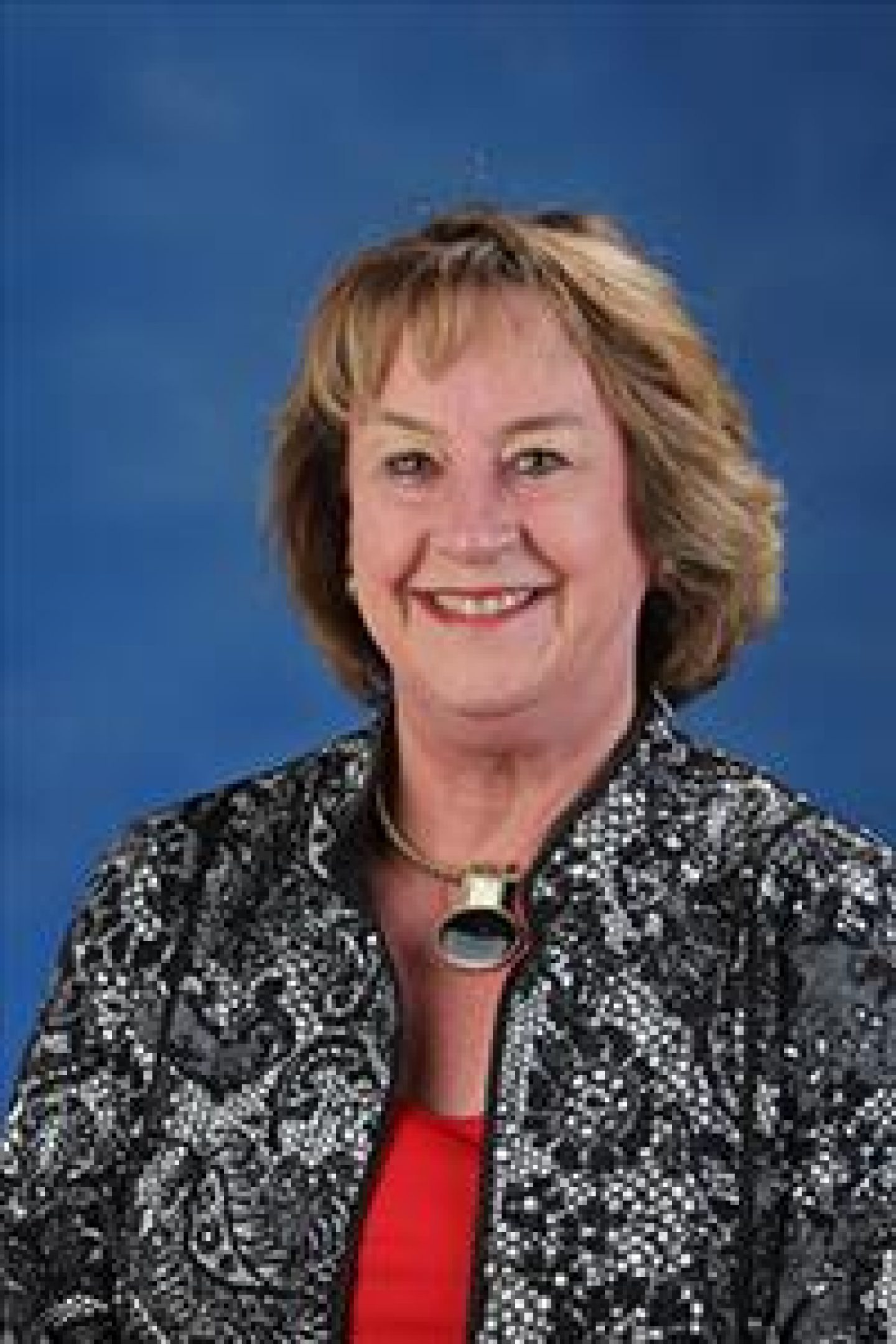 Profile photo for Lorah Dorn